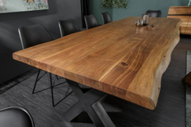 Massieve boomstam eettafel MAMMUT NATURE 300cm acacia 6cm tafelblad