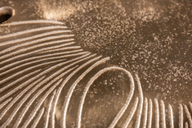 Salontafel 57 cm goud in een filigraan bladmotief