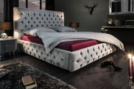 Elegant tweepersoonsbed PARIS 160x200cm grijs fluweel Chesterfield design