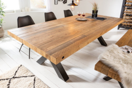 Massieve eettafel THOR 240 cm naturel gerecycled grenen industrieel design X-frame