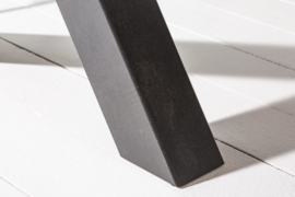 Industriële eettafel 140cm donker eiken look met zwarte X-poten