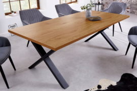 Industriële eettafel 160 cm eiken look gelamineerd houtmateriaal met zwart X-onderstel