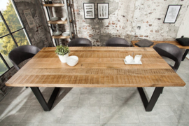 Massieve eettafel  200cm mangohout ijzer industrieel design