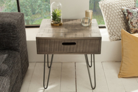 Retro bijzettafel SCORPION 50 cm grijs mangohouten haarspeldpoten met lade