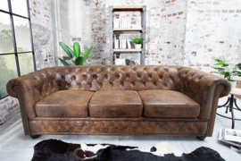 Chesterfield 3-zits bank 205cm antiek bruin met knoopsluiting en veerkern