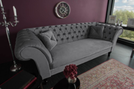 Elegante Chesterfield 3-zits bank PARIS 225cm fluweel stof zilvergrijs met 2 kussens