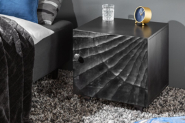 Massieve salontafel SCORPION 50 cm zwart mangohouten bijzettafel met 3D-houtsnijwerk