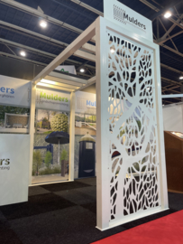 Pergola van staal met gelaserd motief