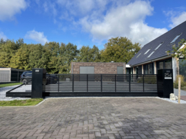 Lamellen schuifpoort Elzendweg Bergharen
