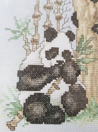 Borduurpakket panda trio - Jeanette Crews