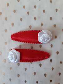 Rood met witte roos