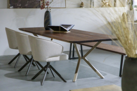 Eettafel Nuts Rounded