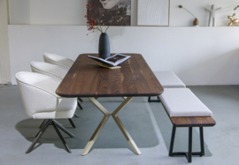 Eettafel Nuts Rounded