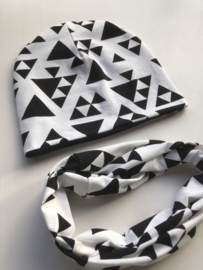 Set beanie en sjaal ‘Black and white’