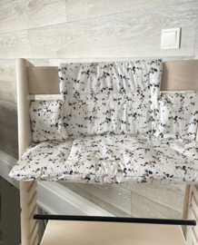 Kinderstoel kussenset ‘Blue flower’