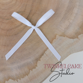 Strikjes small White 0.7 cm - 10 st