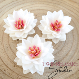 Lotus 3D white  7 cm - 3 pcs (wafer paper)
