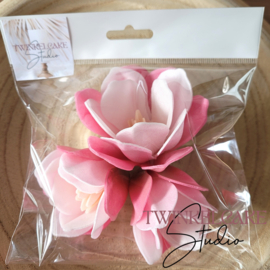 Magnolia 3D Fuchsia 9 & 5 cm - 3 pcs (wafer paper)