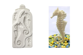 Seahorses (zeepaardjes) mould by Katy Sue