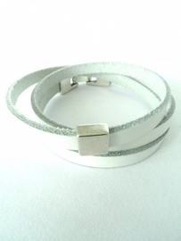 Witte armband