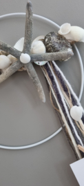 DIY schelpen wandhanger grijs wit