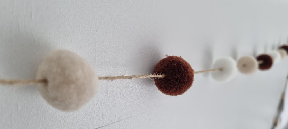 DIY pompon slinger herfst