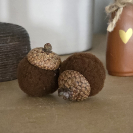 Pompon eikeltjes
