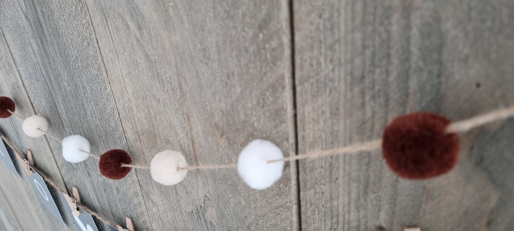 DIY pompon slinger herfst