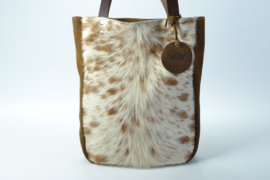 Camel kleurige leren shopper met koeienvacht