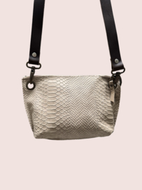 Taupe kleurige croco  leren schoudertas Lieve mt M