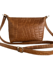 Cognac kleurige leren crossover tas Kaat met studs