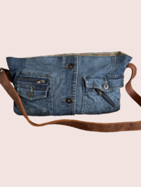 Schoudertas van vintage jeansjasje