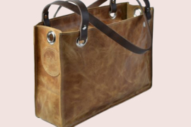 Cognac kleurige leren schoudertas Noor