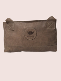Taupe kleurige leren schoudertas Bo met print