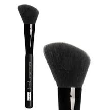 Angled Blusher Brush