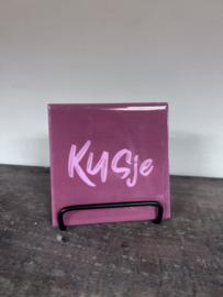 Tegeltje Kusje