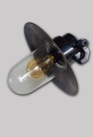 Buitenlamp: Boerendriestanden lamp