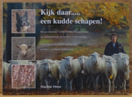 Kijk daar ......een kudde schapen! - Martine Otten