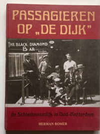 Passagieren op de dijk ( Rotterdam) - Herman Romer