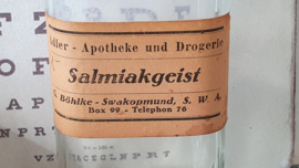 Oud flesje SALMIAKGEIST met bakelieten dop.  Adler Apotheek