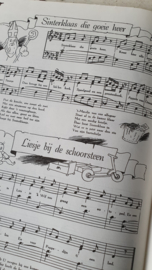 Sinterklaasboek: SINTERKLAAS KAPOENTJE. Jos Vranken/Piet Gertenaar.