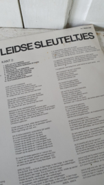 Sfeervolle kerstdecoratie: Oude Kerst LP: De Leidse sleuteltjes. 1978