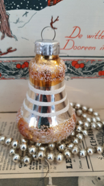 Oude kerstbal: Klok met deco. G.D.R.