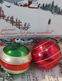 oude kerstballen: set van 2 klassiekers uit oma's boom.
