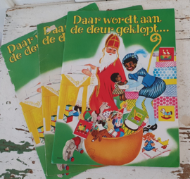 ca. 1998: Nostalgisch Sinterklaasboek DAAR WORDT AAN DE DEUR GEKLOPT ...  Willy Schermelé