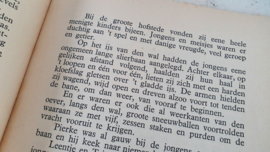 uit ca. 1935: HET KERSTEKIND: Stijn Streuvels. Illustraties Jeanne Hebbelynck