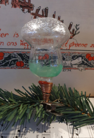 Oude/antieke kerstbal: Bijzondere, deels transparante paddenstoel op clip