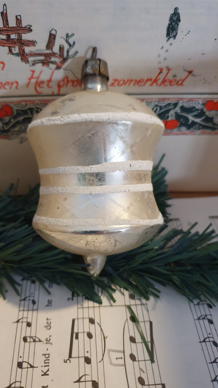 Oude/antieke kerstbal: Tol met besuikerde deco
