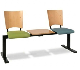 Wachtbank model 8815   2-zits met tafelblad en beklede zitting