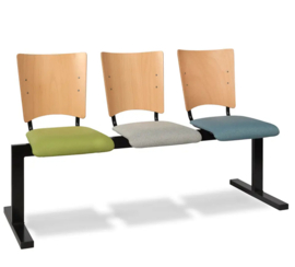 Wachtbank model 8813   3-zits met beklede zitting